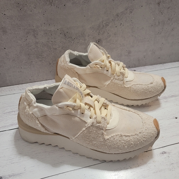 Andia Fora Shoes - Andia Fora, Ruffle, Mellow Bianca, Size 40 (81/2-9)